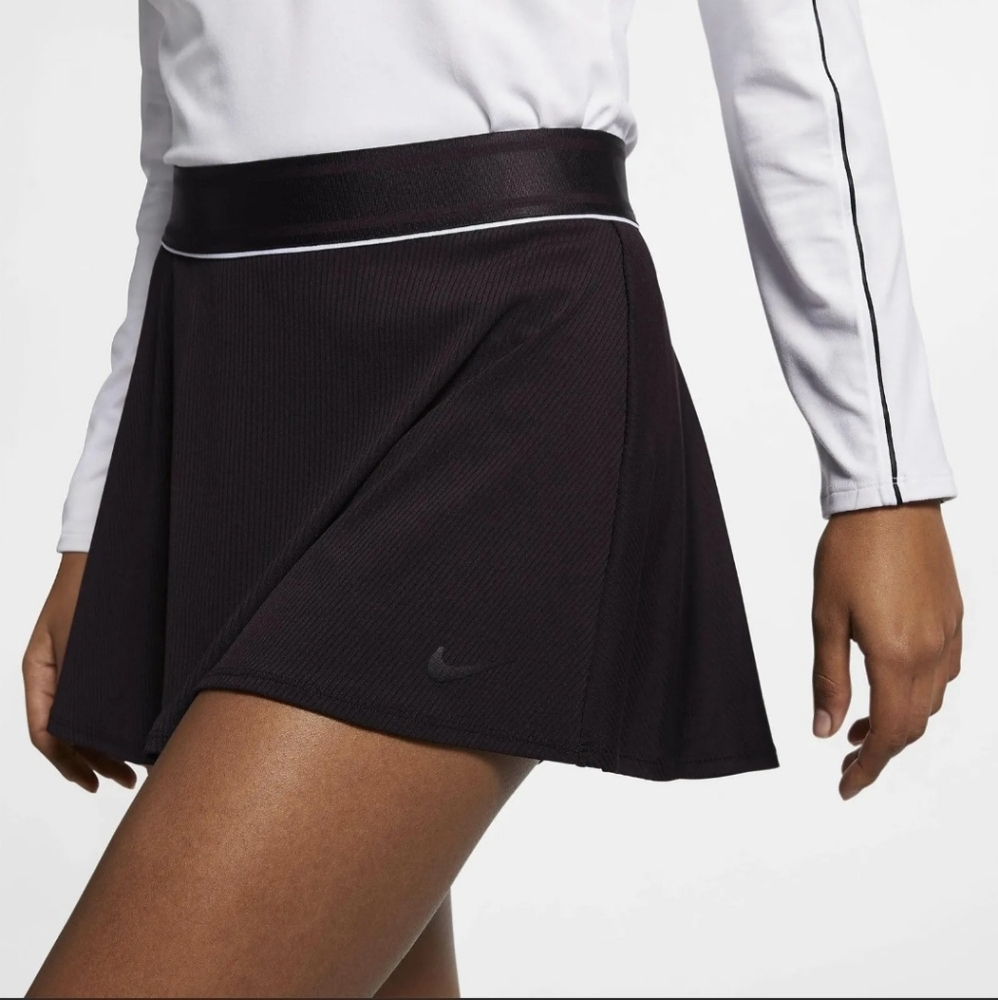 NikeCourt Dri-Fit Skirt Size Medium